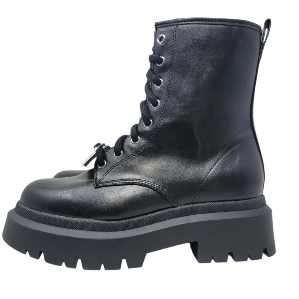 Black Platform Combat Boots 8Wide - Picture 2 of 11